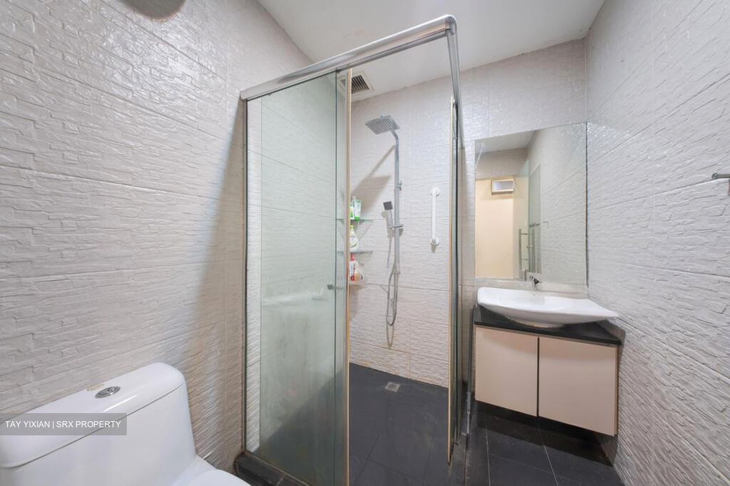 Sembawang Hills Estate (D20), Terrace #496866581